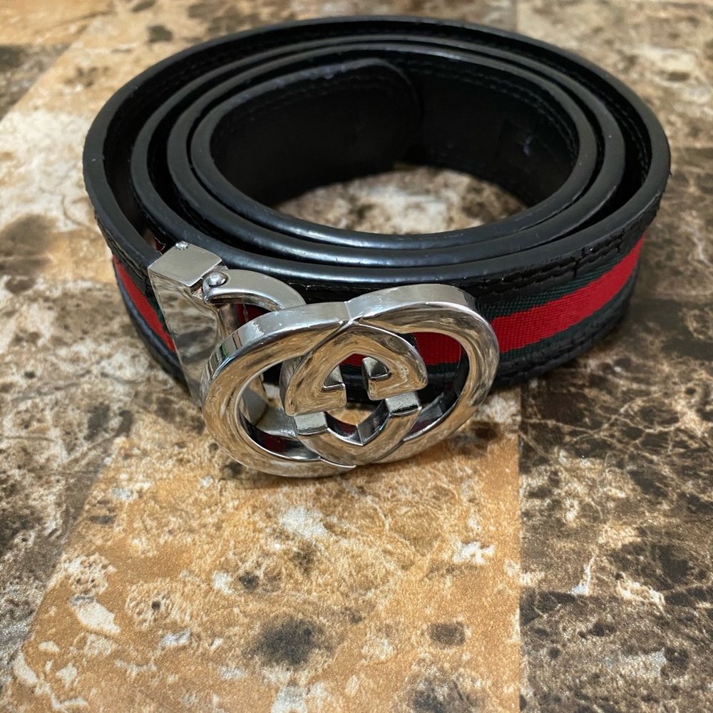 Womens Gucci belt